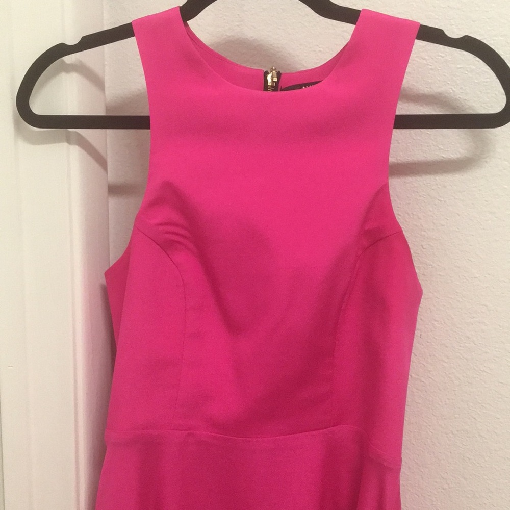 ✨ Moving sale 🚗- Stunning Naven hot pink halter skater dress, Size 2 - Picture 6 of 14